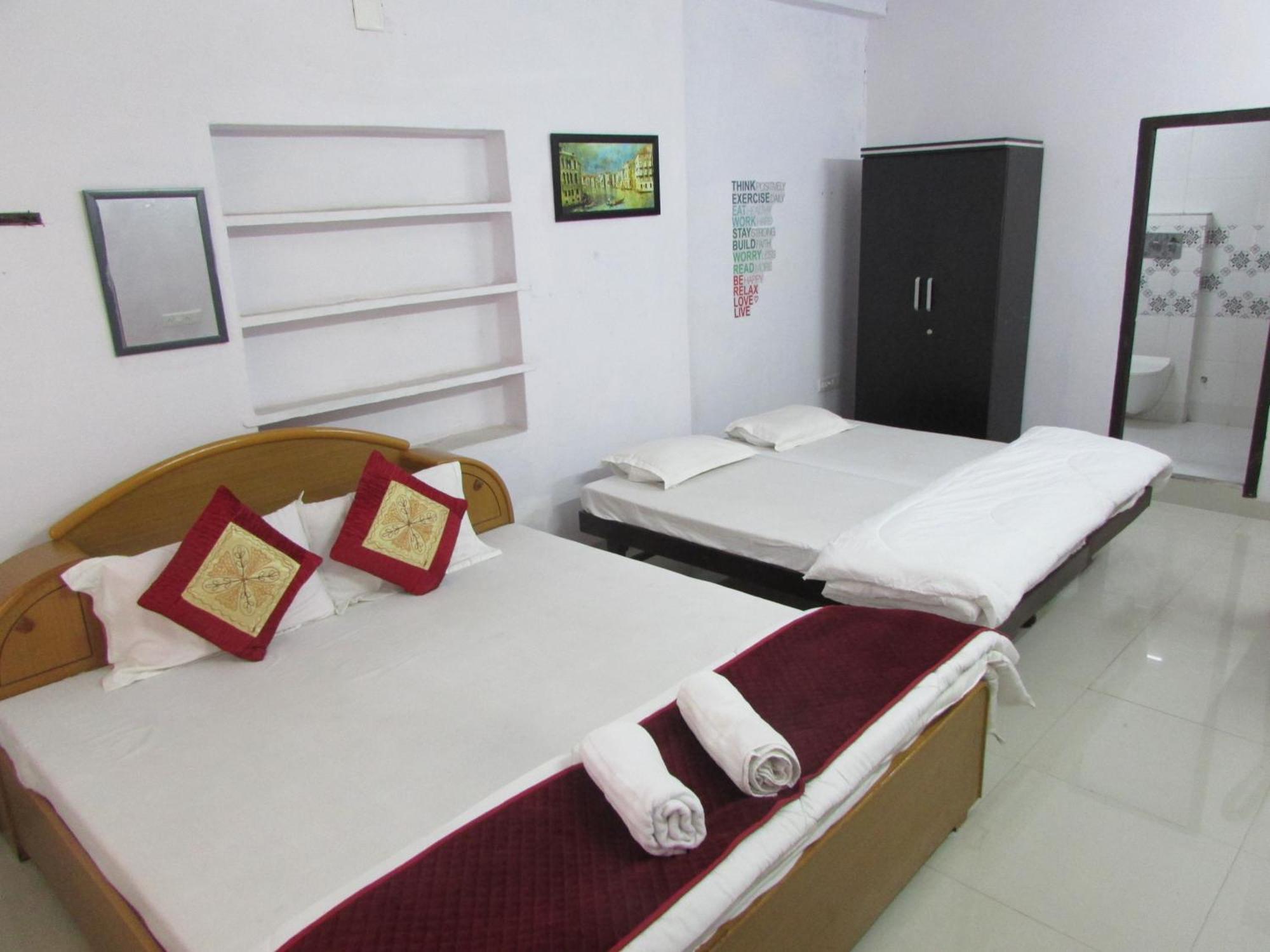 Ashish Guest House, Goverdhan Vilas Удайпур Екстериор снимка
