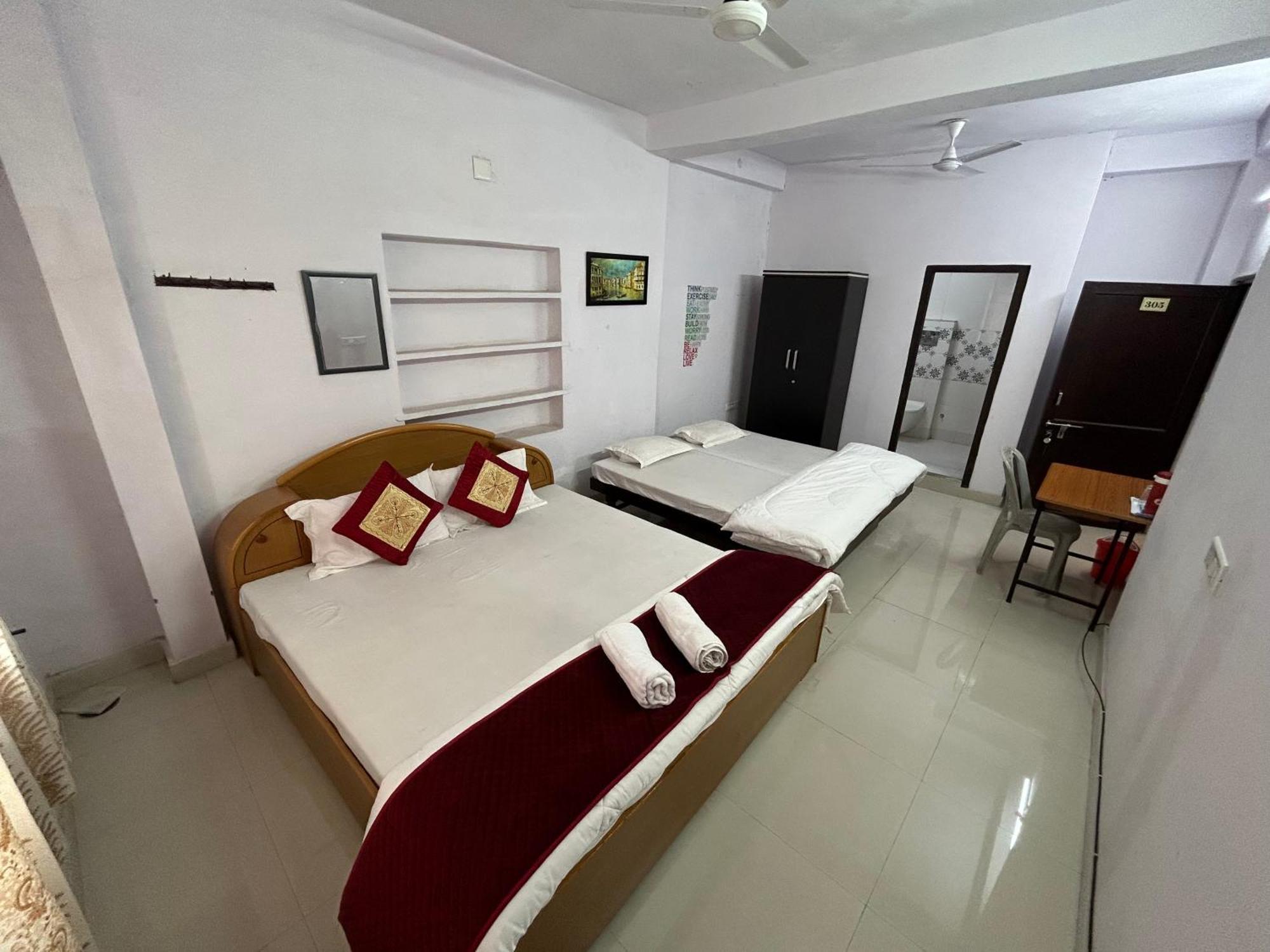 Ashish Guest House, Goverdhan Vilas Удайпур Екстериор снимка