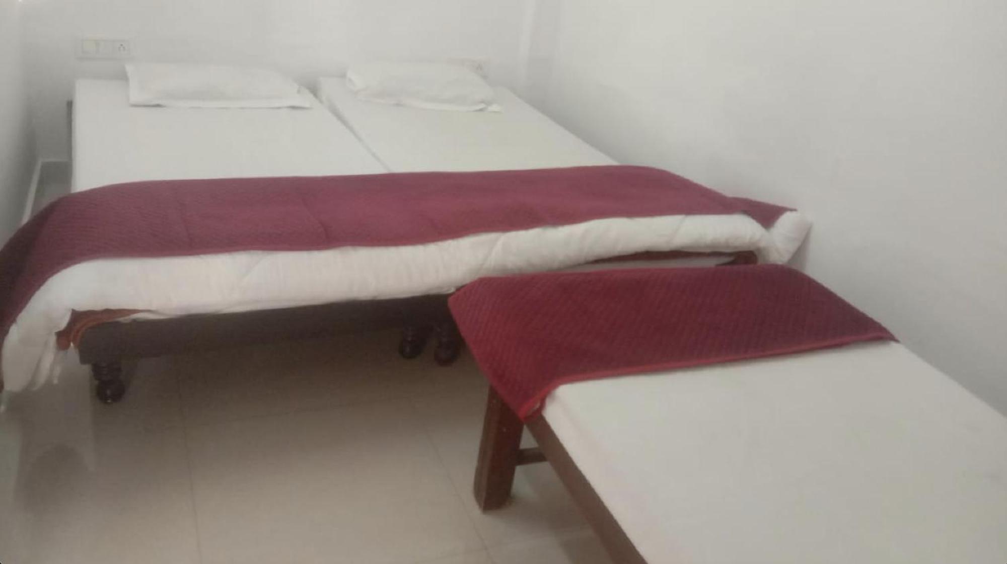 Ashish Guest House, Goverdhan Vilas Удайпур Екстериор снимка